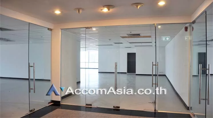 10  Office Space For Rent in Pattanakarn ,Bangkok ARL Ramkhamhaeng at UM Tower AA11807